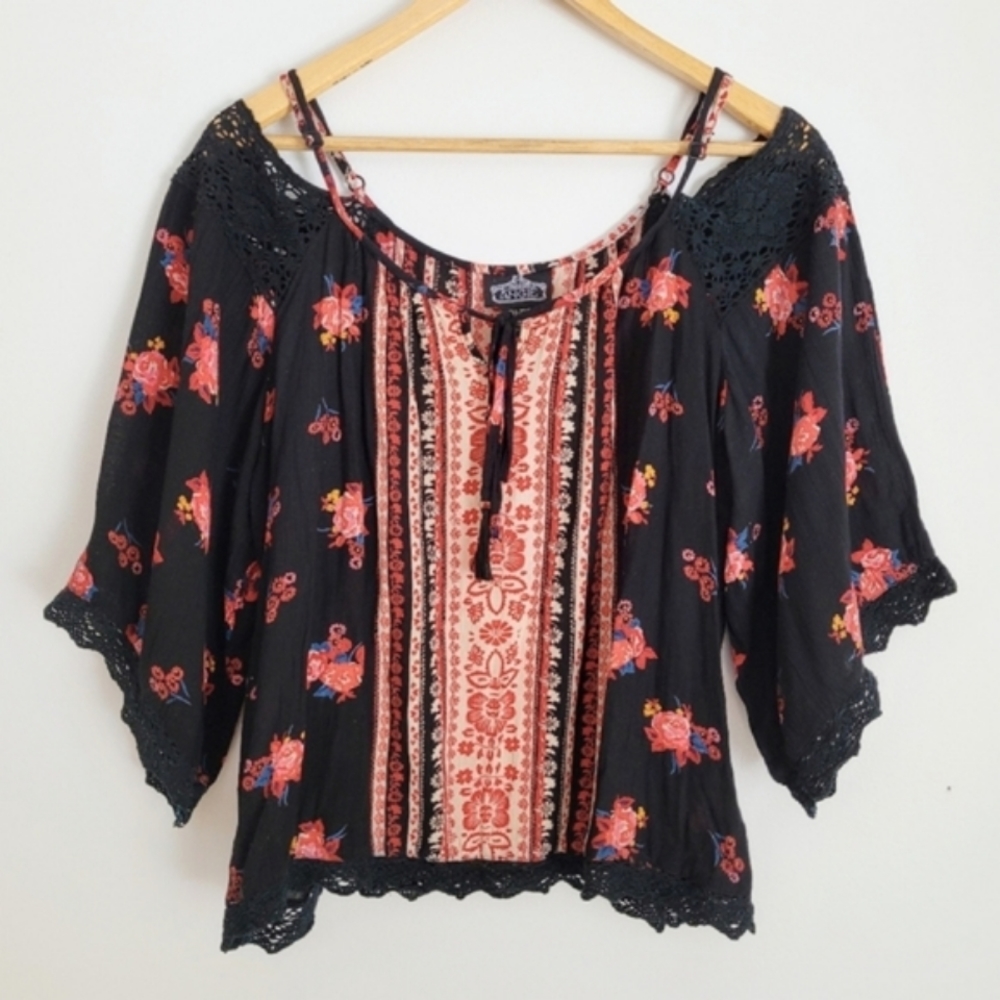 Angie | Boho Cold Shoulder Floral Blouse - S
